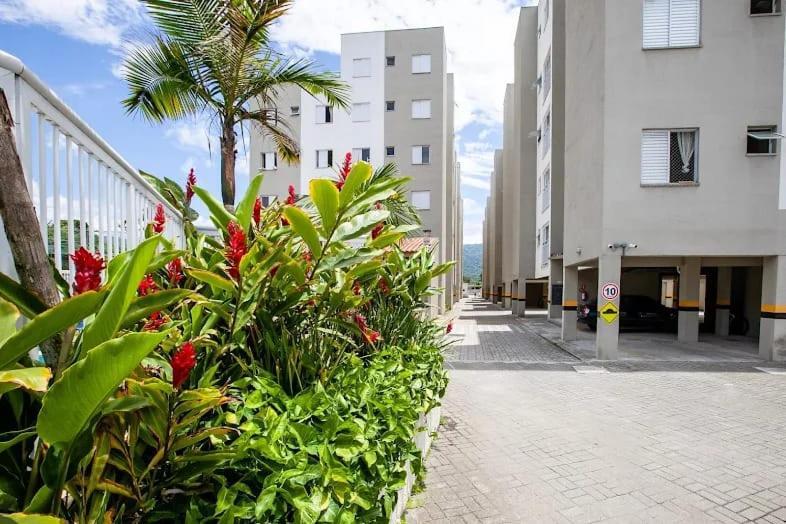 Condominio Jdm Das Palmeiras 우바투바 외부 사진